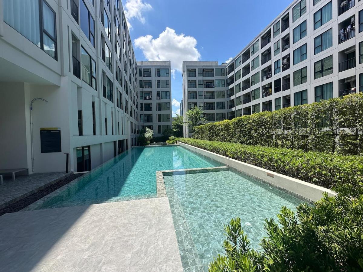 Brand New Near Icon Siam